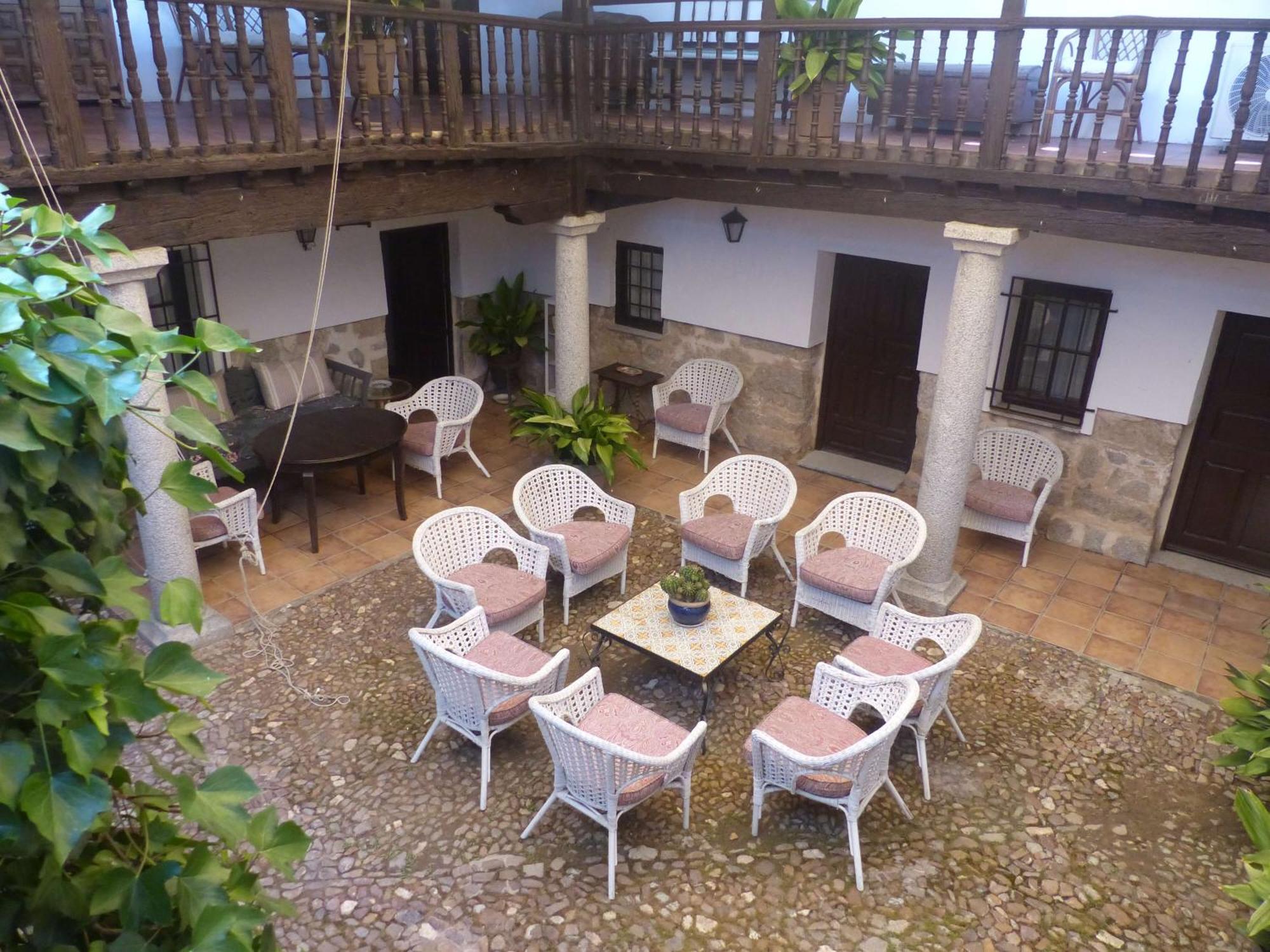 Casa Cuqui * Orgaz